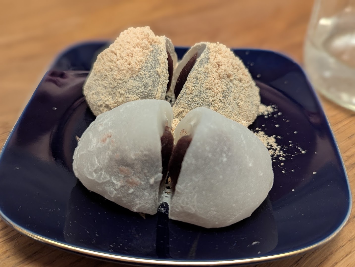 Un assortiment de plats japonais à partager